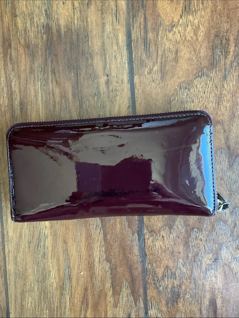 Coach wagon purple patent leather zip around wallet